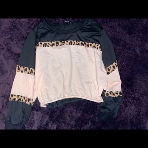 Pink black cheetah print crew neck -SHEIN-